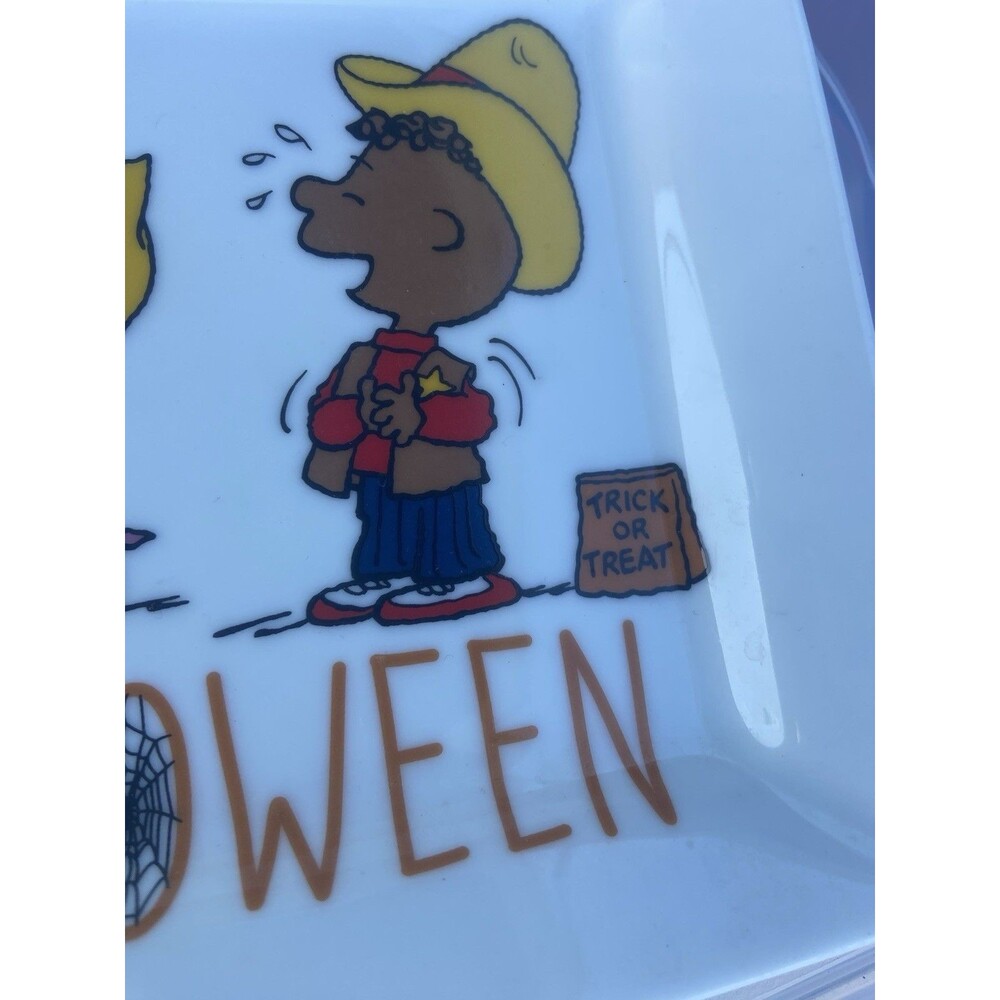 Halloween Plater Peanuts  Charlie Brown & Gang Melamine Serving Tray Decoration - Picture 3 of 6